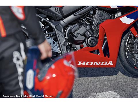 2025 Honda CBR650R E-Clutch in Fort Pierce, Florida - Photo 7