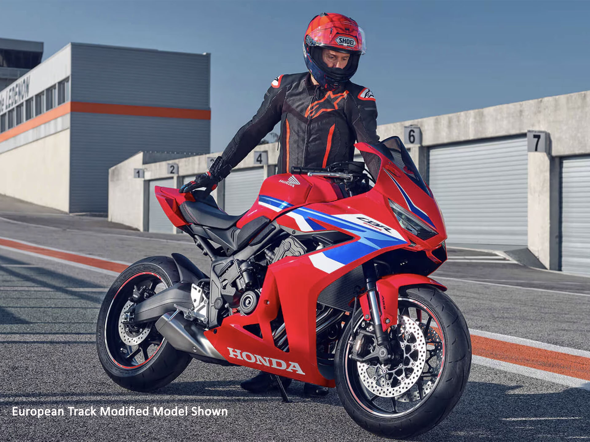 2025 Honda CBR650R E-Clutch in Fort Pierce, Florida - Photo 17