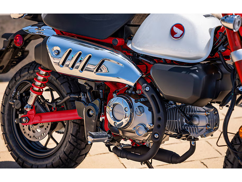 2025 Honda Monkey ABS in The Dalles, Oregon - Photo 5