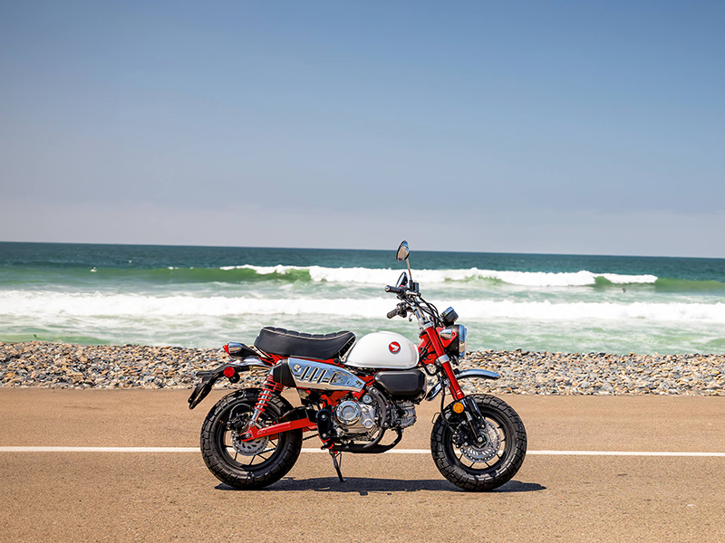 2025 Honda Monkey ABS in The Dalles, Oregon - Photo 8