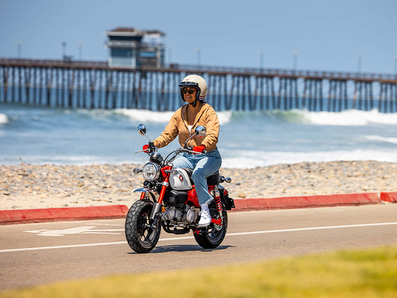 2025 Honda Monkey ABS in The Dalles, Oregon - Photo 9