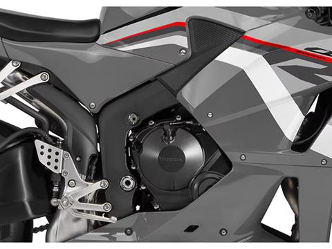 2025 Honda CBR600RR ABS in The Dalles, Oregon - Photo 5