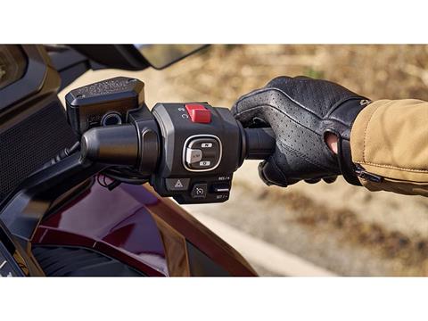 2025 Honda Gold Wing Tour Automatic DCT in Wichita, Kansas - Photo 14