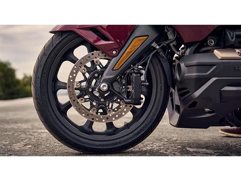 2025 Honda Gold Wing Tour Automatic DCT in Wichita, Kansas - Photo 12