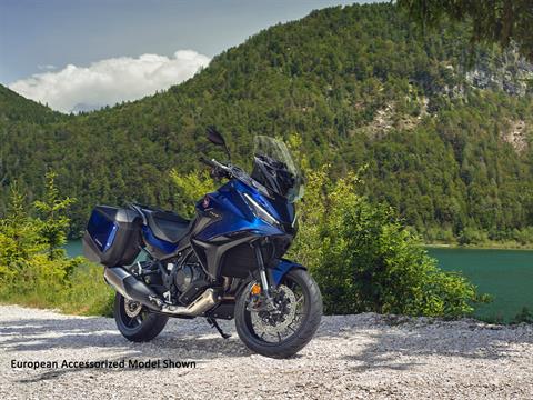 2025 Honda NT1100 DCT in Houston, Texas - Photo 13