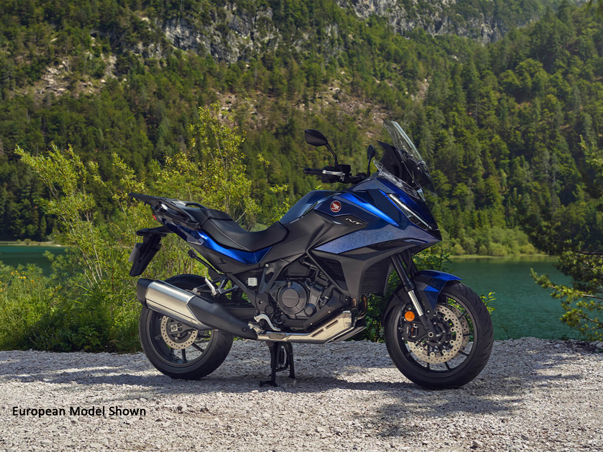 2025 Honda NT1100 DCT in Houston, Texas - Photo 14