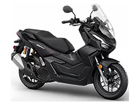 2025 Honda ADV160 in West Bridgewater, Massachusetts - Photo 2