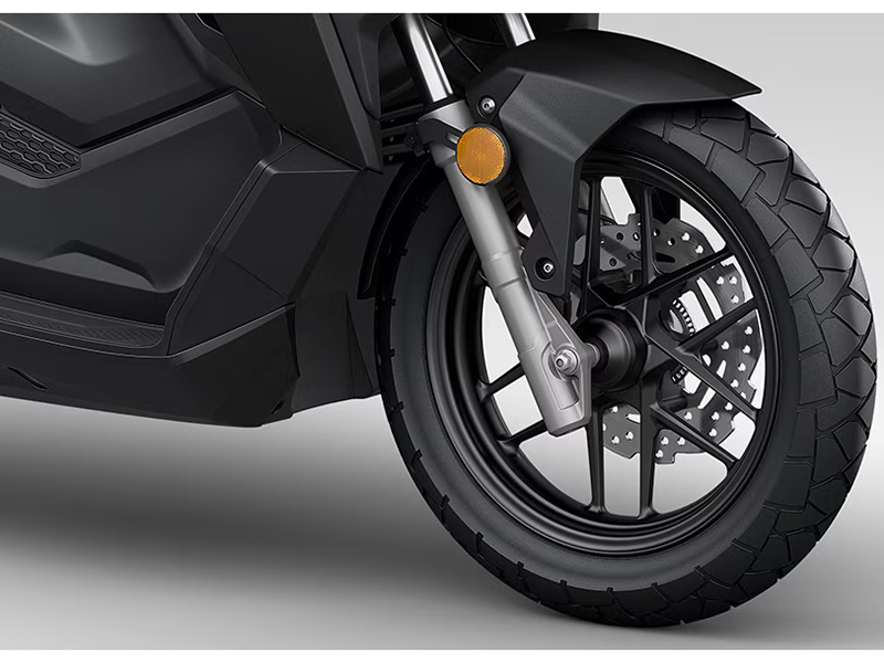 2025 Honda ADV160 in West Bridgewater, Massachusetts - Photo 6