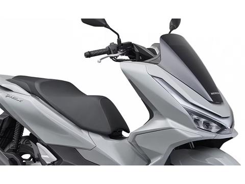 2025 Honda PCX in Eugene, Oregon - Photo 5