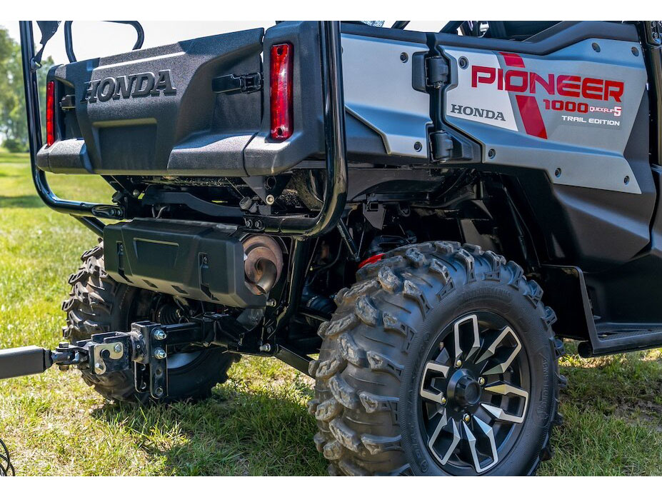 2025 Honda Pioneer 1000-5 Trail Special Edition in Bonita Springs, Florida - Photo 10