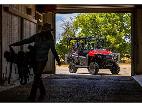 2025 Honda Pioneer 700-4 in Marietta, Ohio - Photo 18