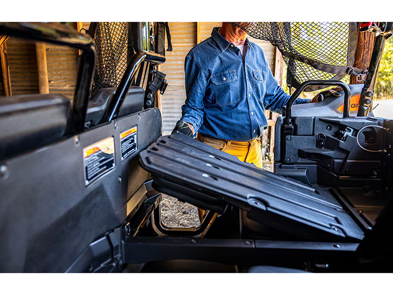 2025 Honda Pioneer 700-4 Deluxe in The Dalles, Oregon - Photo 10