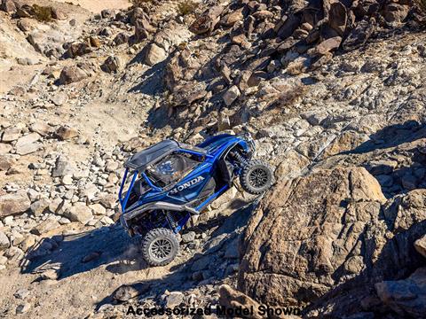 2025 Honda Talon 1000R FOX Live Valve in Mentor, Ohio - Photo 17