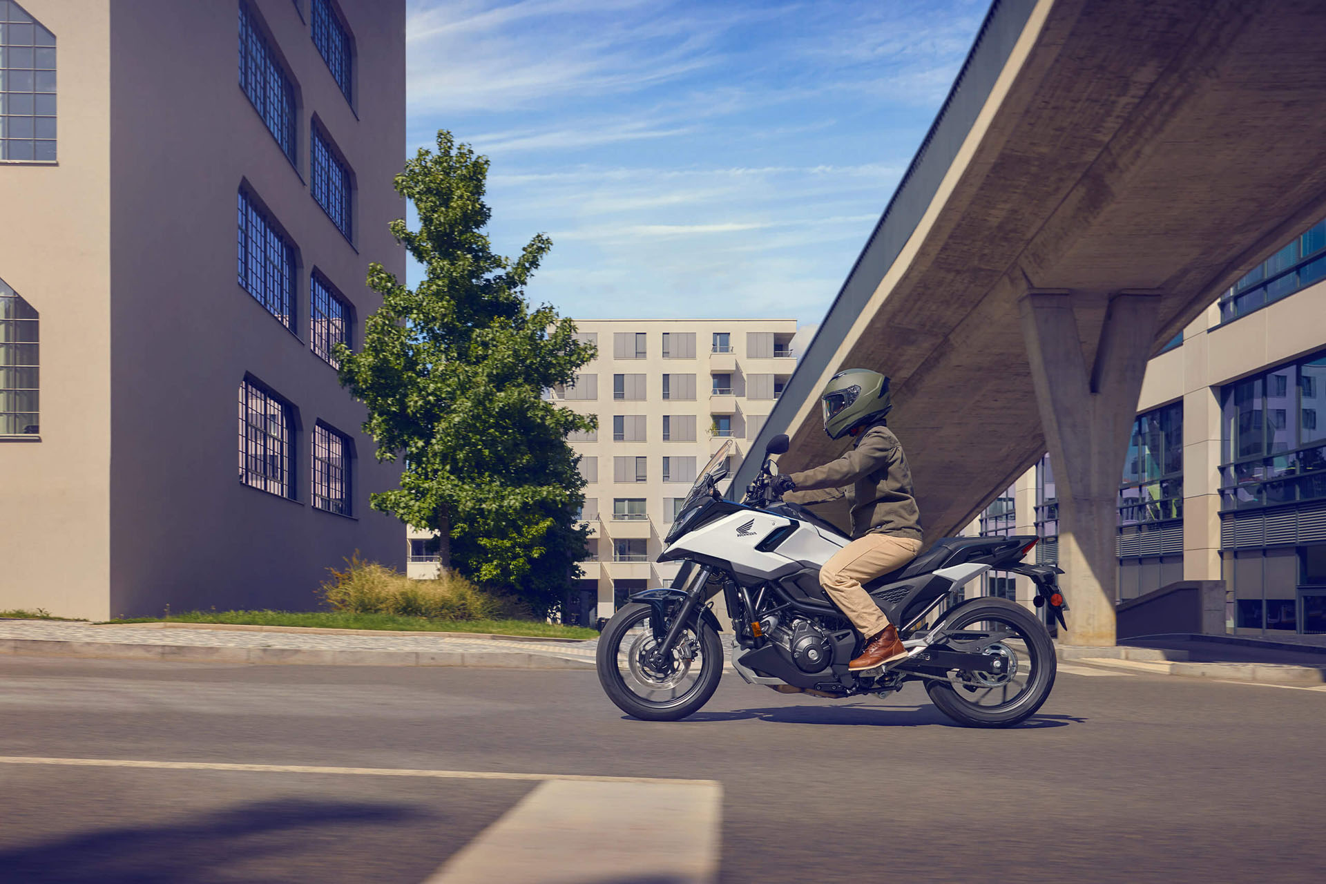 2026 Honda NC750X DCT in Paducah, Kentucky - Photo 16