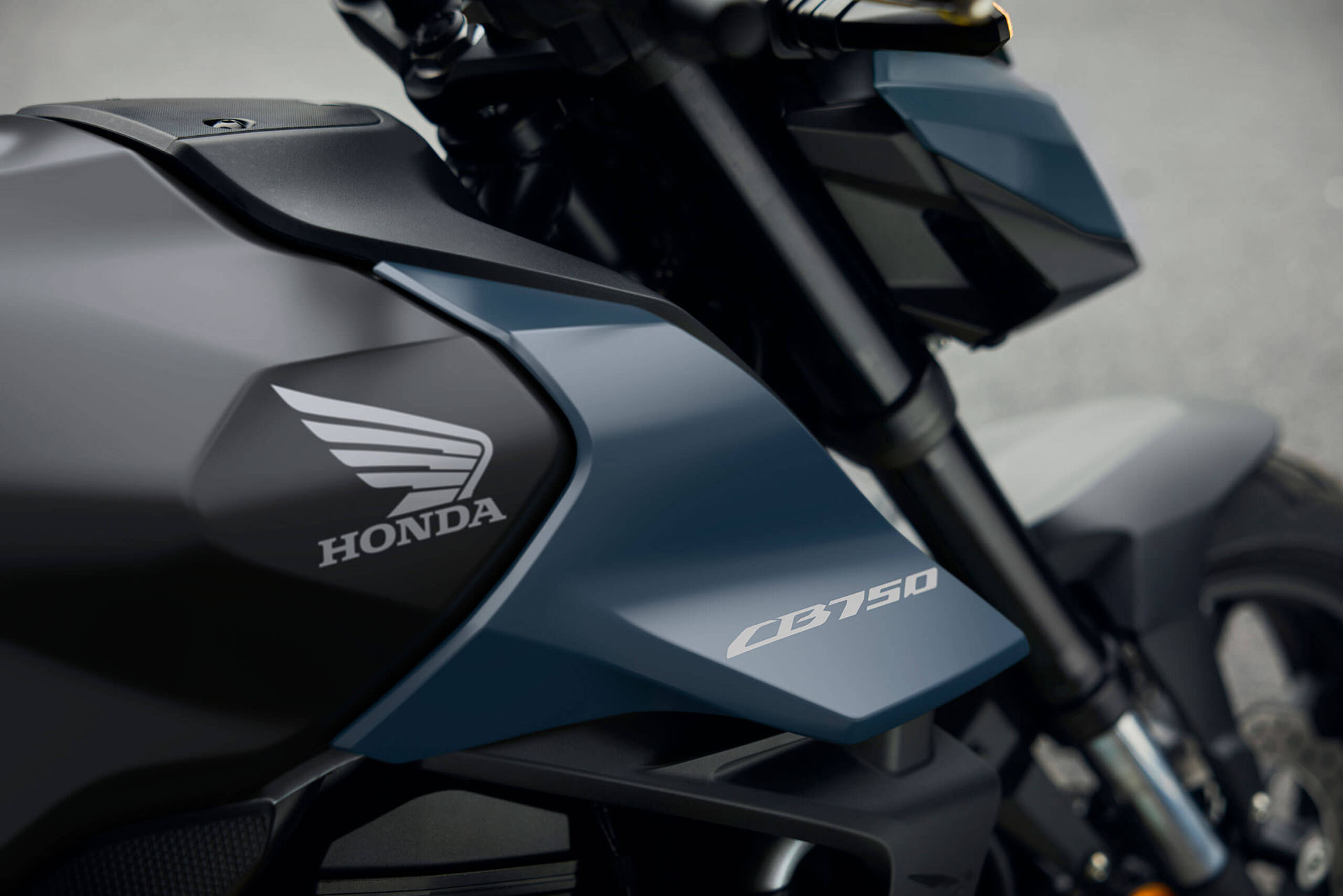 2026 Honda CB750 Hornet E-Clutch in Paducah, Kentucky - Photo 7