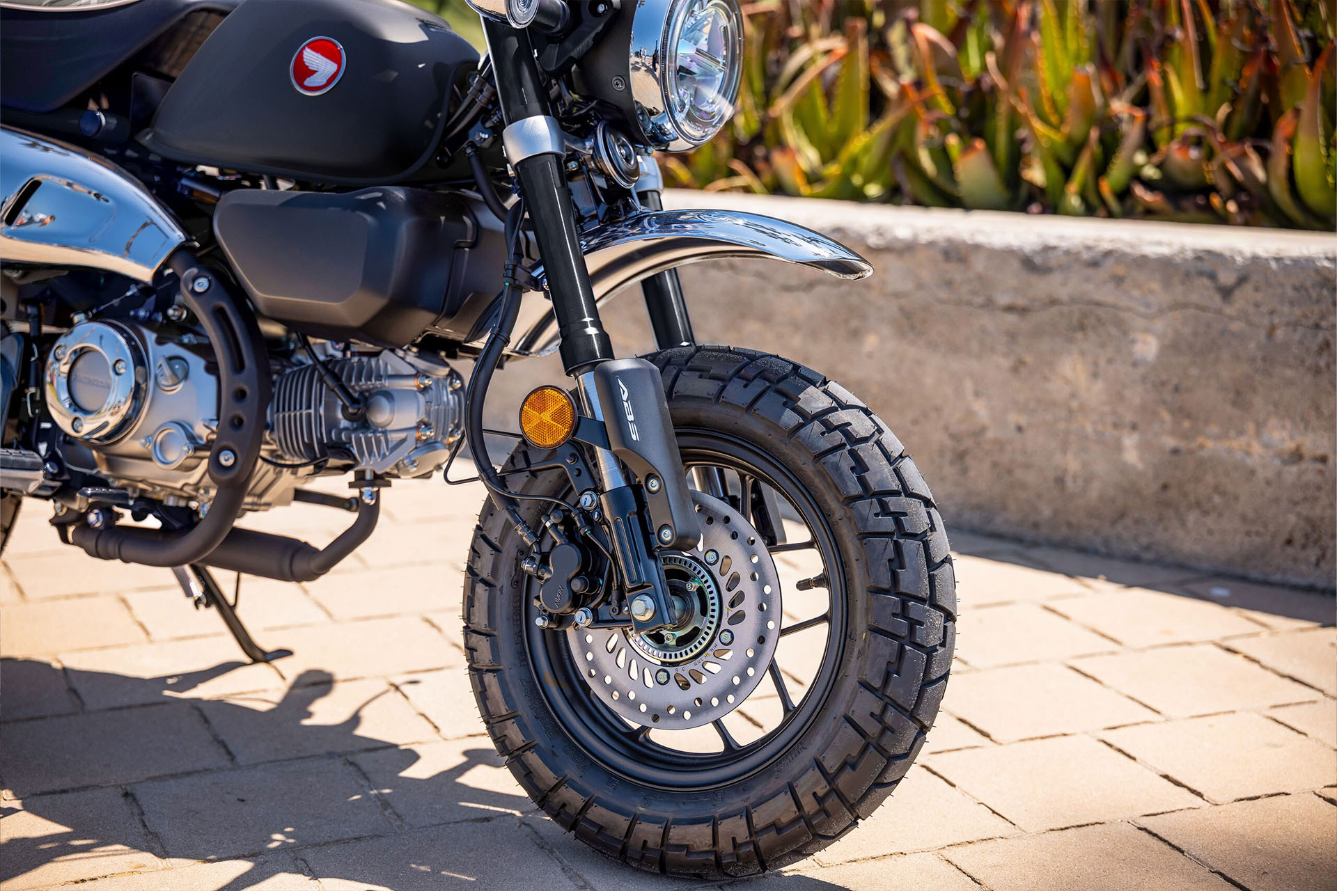 2026 Honda Monkey ABS in Marietta, Ohio - Photo 10