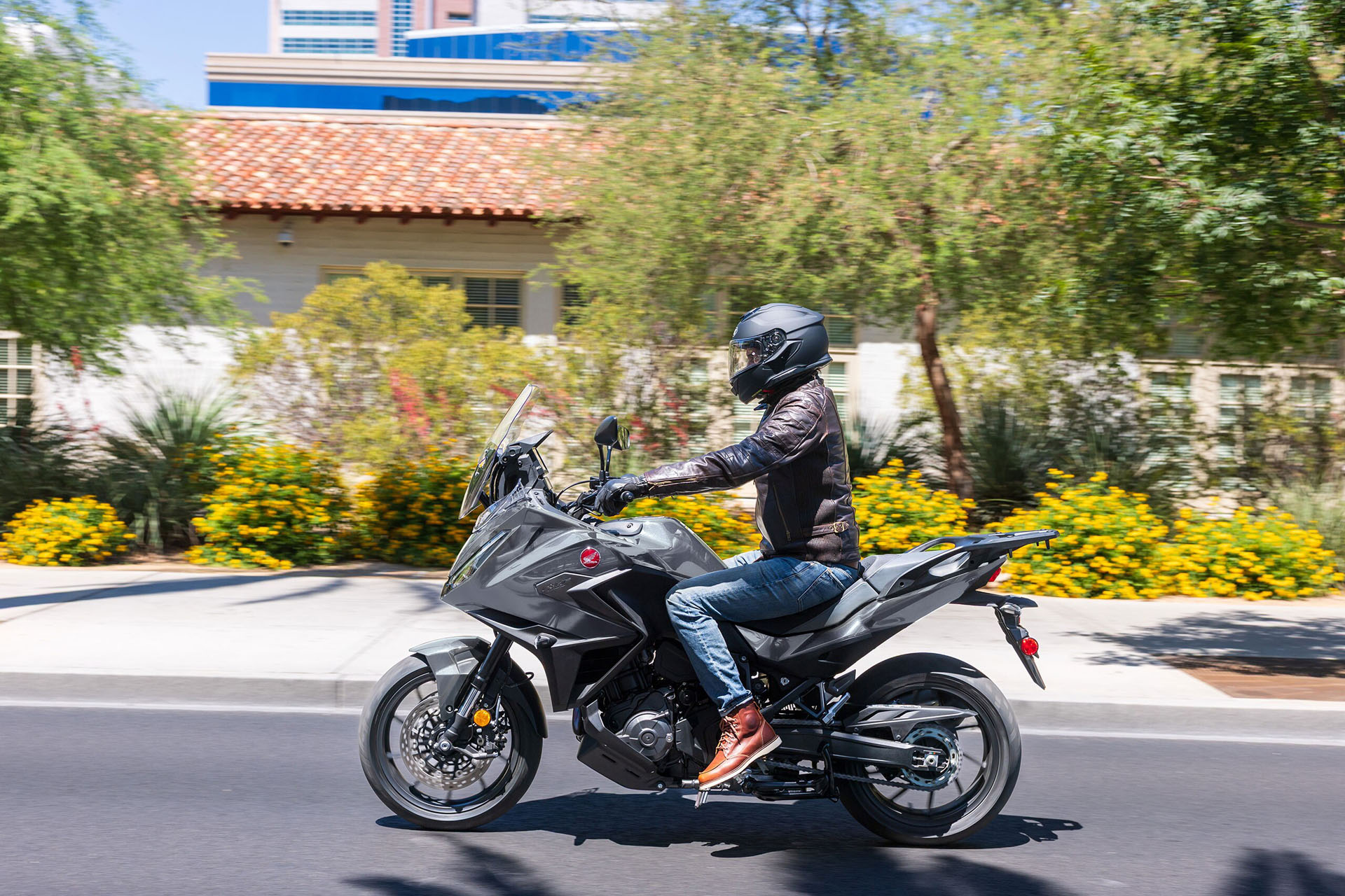 2026 Honda NT1100 DCT in Paducah, Kentucky - Photo 7