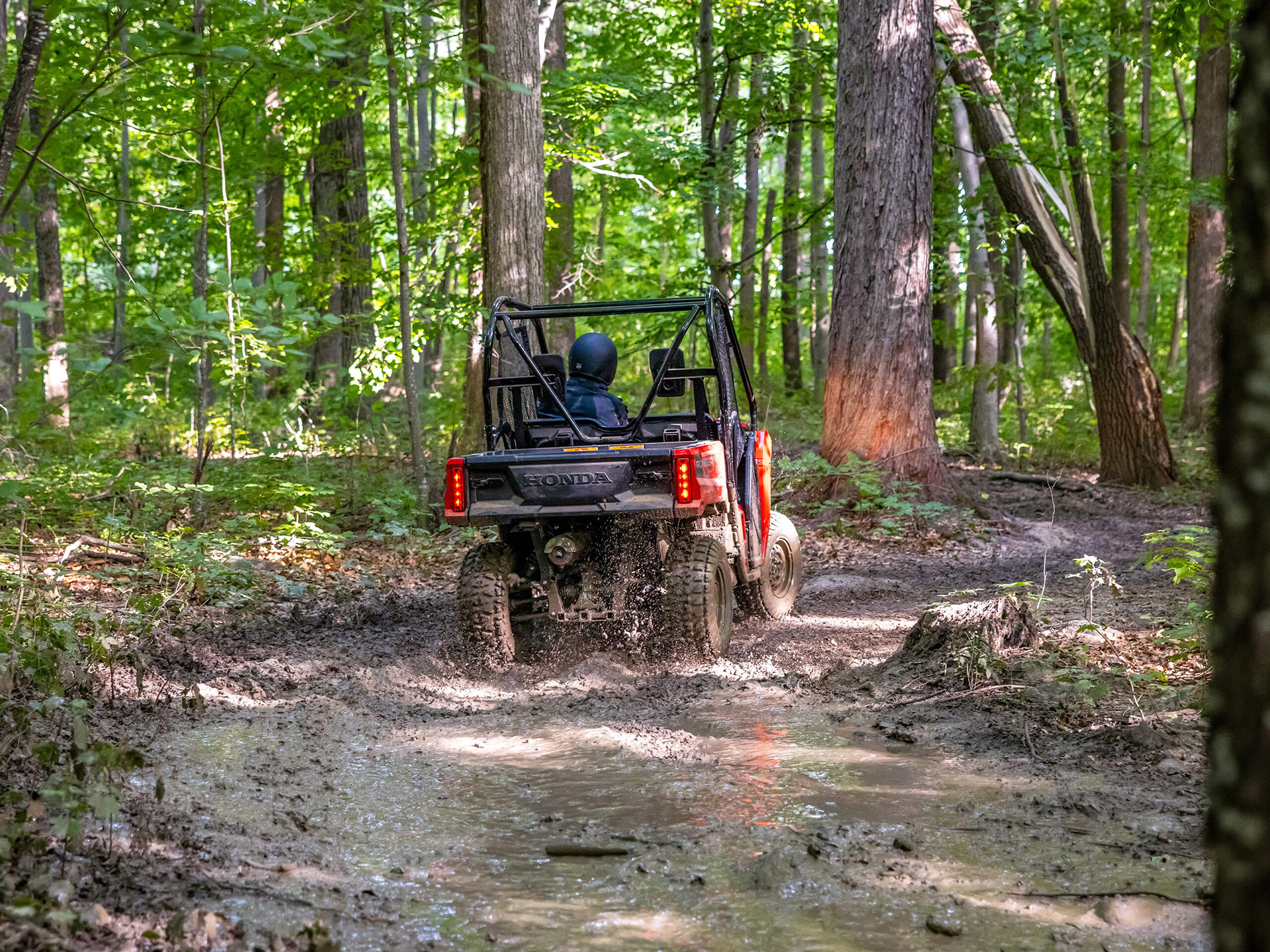 2026 Honda Pioneer 520 in Marietta, Ohio - Photo 18
