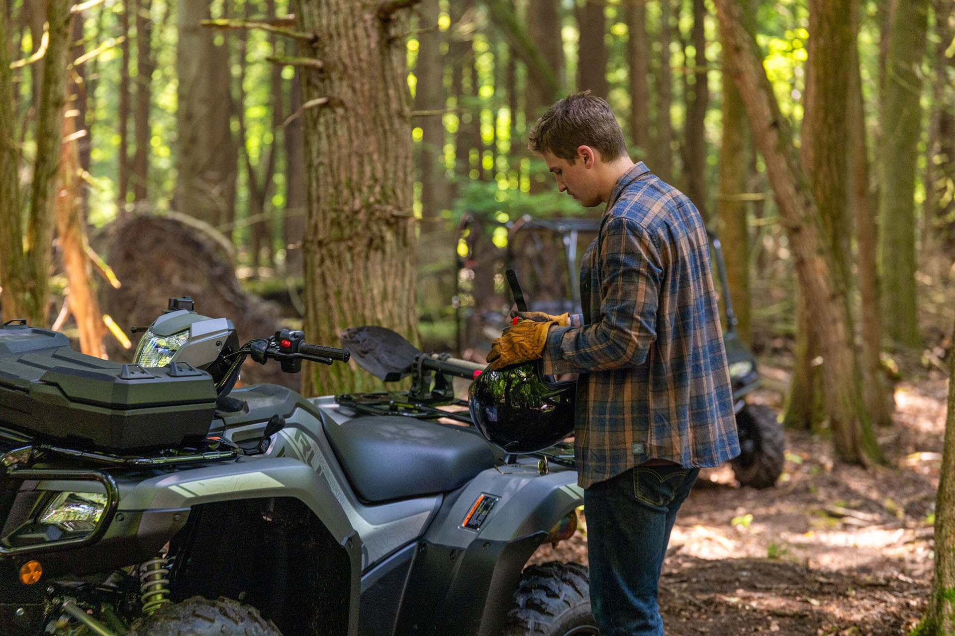 2027 Honda FourTrax Foreman Rubicon 4x4 Automatic DCT EPS Deluxe in Honey Brook, Pennsylvania - Photo 2