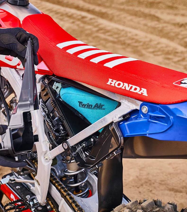 2027 Honda CRF250R in Burlington, Washington - Photo 6