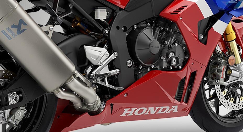 2027 Honda CBR1000RR-R Fireblade SP in Burlington, Washington - Photo 5
