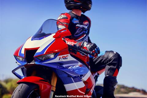 2027 Honda CBR1000RR-R Fireblade SP in Burlington, Washington - Photo 11