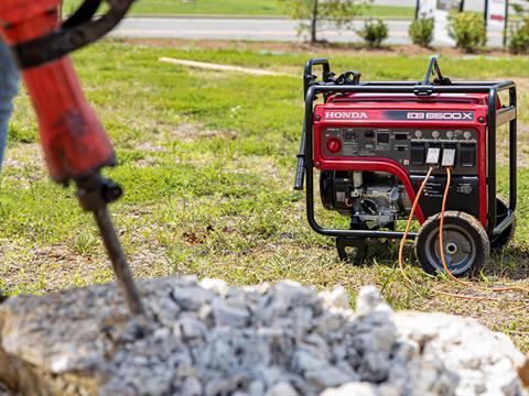 Honda Power Equipment EB6500 in Long Island City, New York - Photo 16