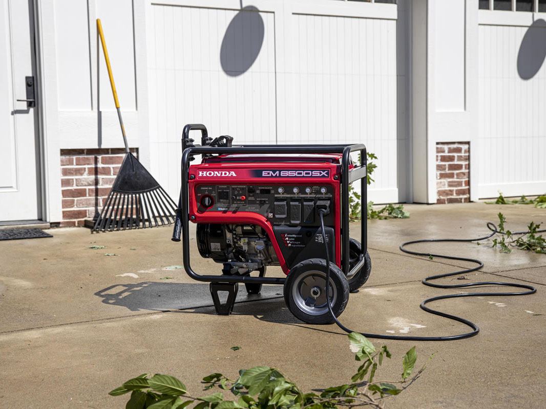 Honda Power Equipment EM6500SX in Long Island City, New York - Photo 8
