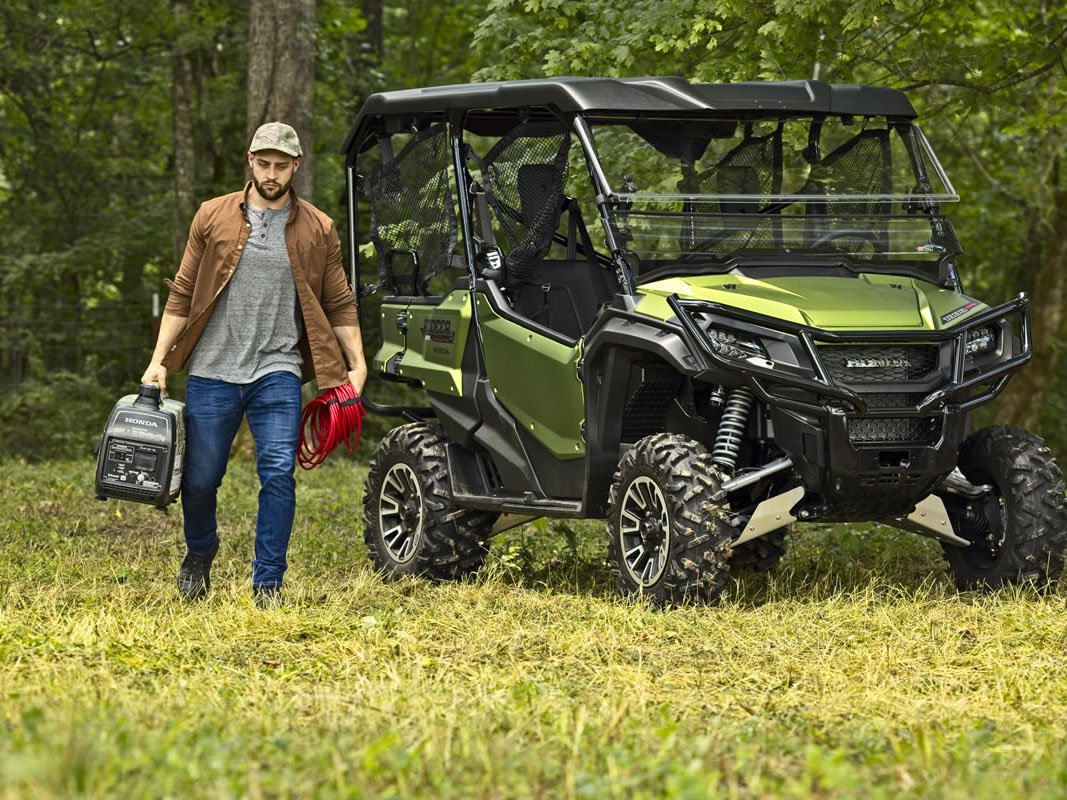 Honda Power Equipment EU2200i Camo in Long Island City, New York - Photo 9