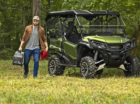 Honda Power Equipment EU2200i Camo in Long Island City, New York - Photo 9