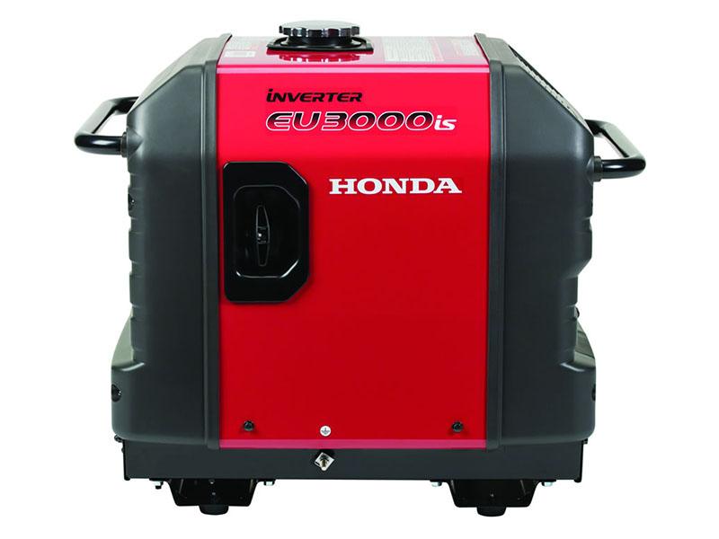 Honda Power Equipment EU3000iS in Long Island City, New York - Photo 3