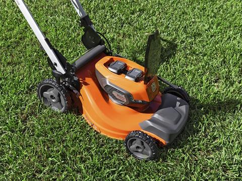Husqvarna Lawn Xpert LE-322 - Thumbnail 2