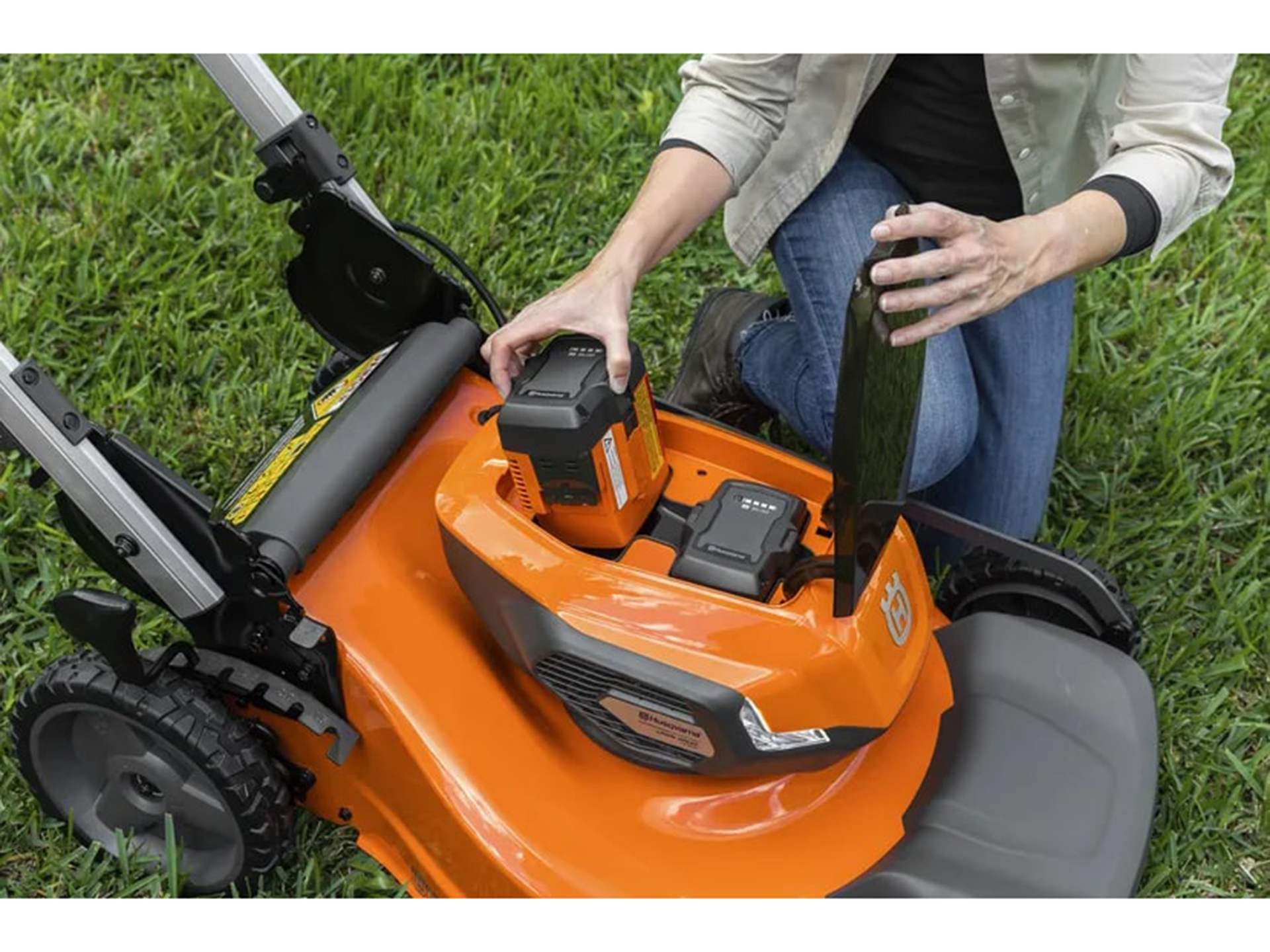 Husqvarna Power Equipment Lawn Xpert LE-322 21 in. Self-Propelled (tool only) in Saint Maries, Idaho - Photo 6