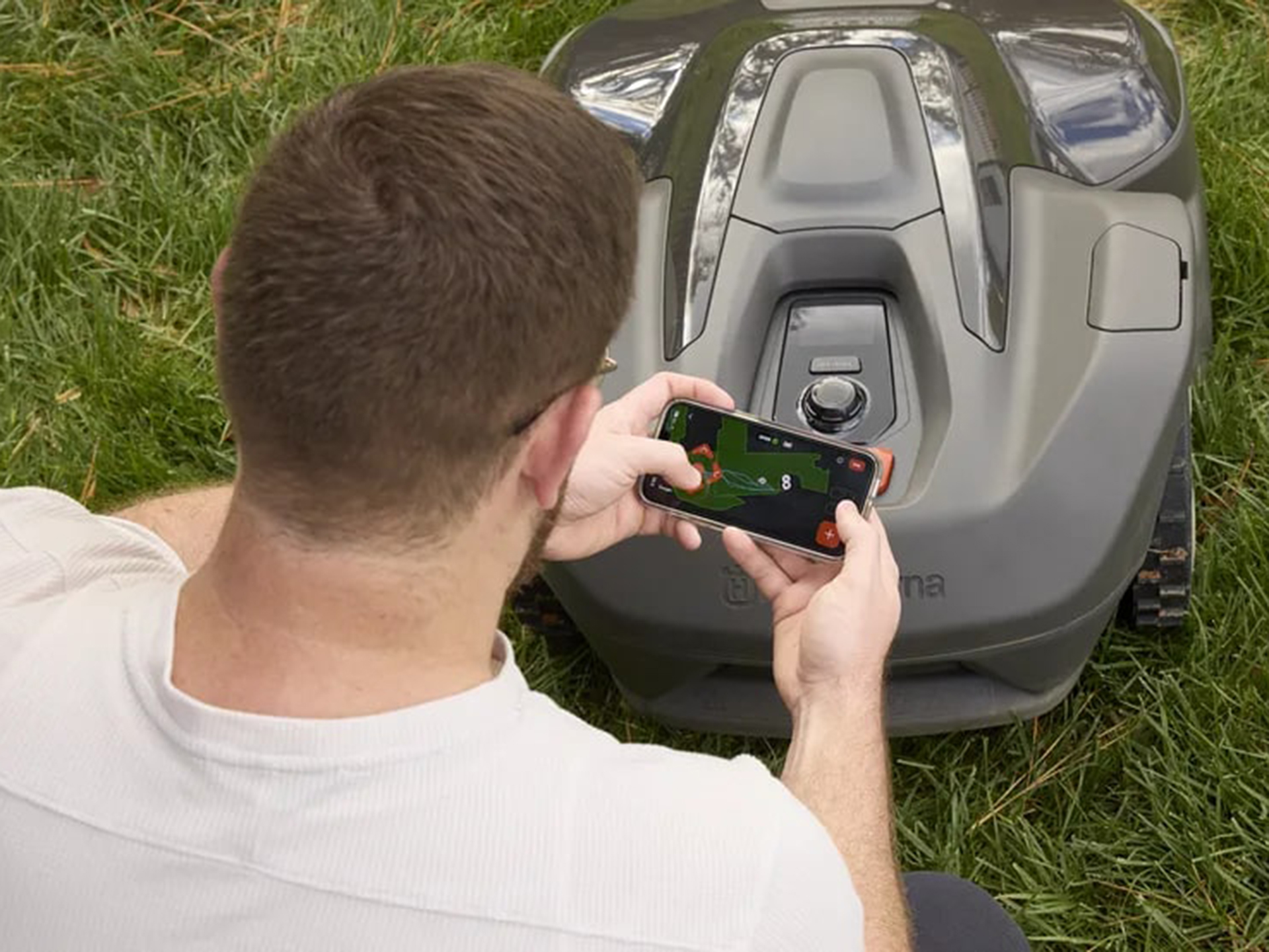 Husqvarna Power Equipment Automower 410 iQ in Saint Maries, Idaho - Photo 8