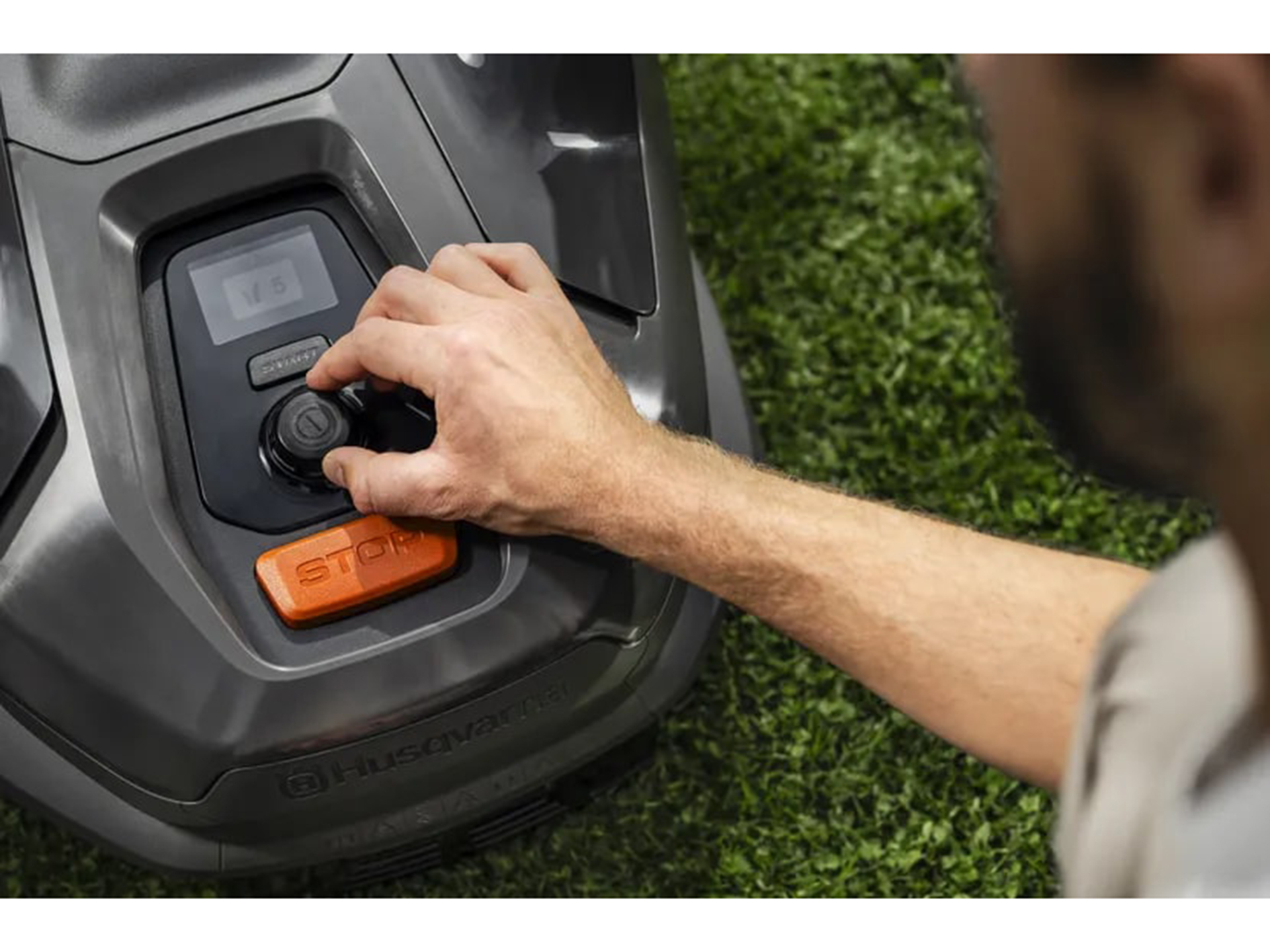 Husqvarna Power Equipment Automower 435X AWD in Saint Maries, Idaho - Photo 8