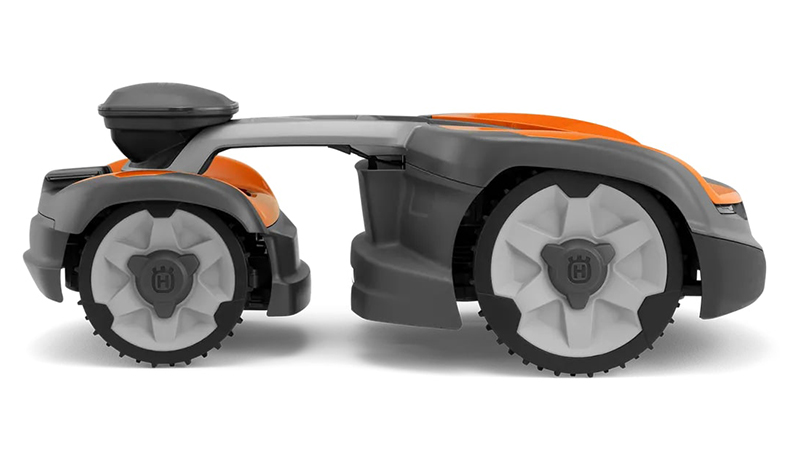 Husqvarna Power Equipment Automower 535 AWD EPOS in Saint Maries, Idaho - Photo 2