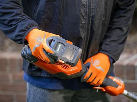 Husqvarna Power Equipment 225i battery and charger included in Saint Maries, Idaho - Photo 7