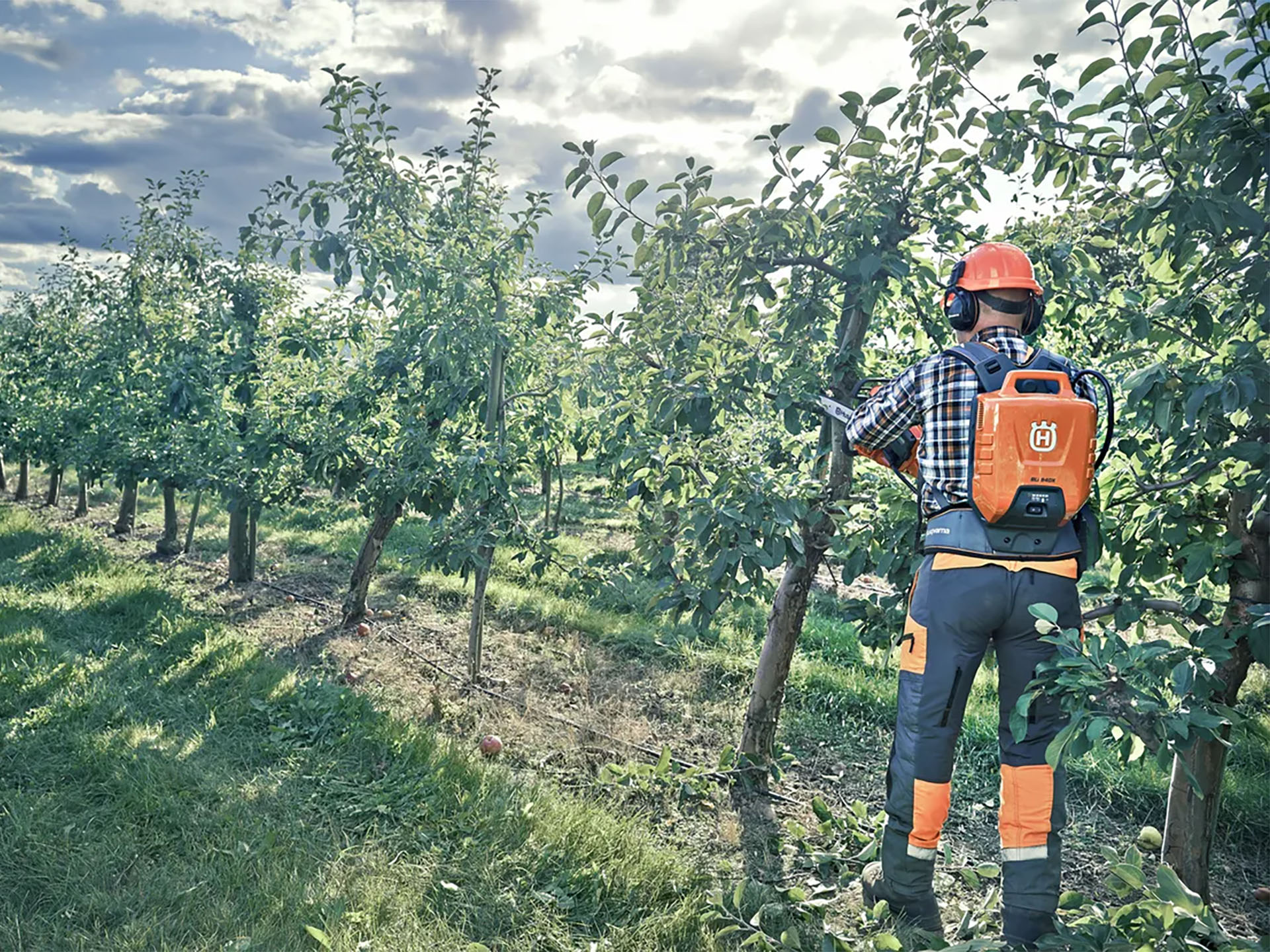 Husqvarna Power Equipment 535i XP tool only in Saint Maries, Idaho - Photo 7