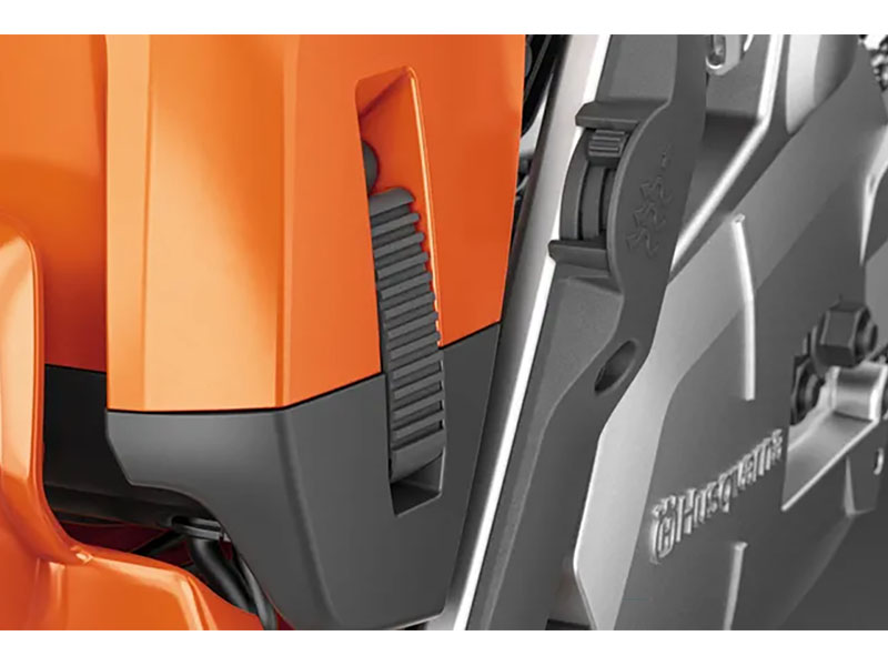 Husqvarna Power Equipment 562 XP G Mark II 18 in. in Saint Maries, Idaho - Photo 2