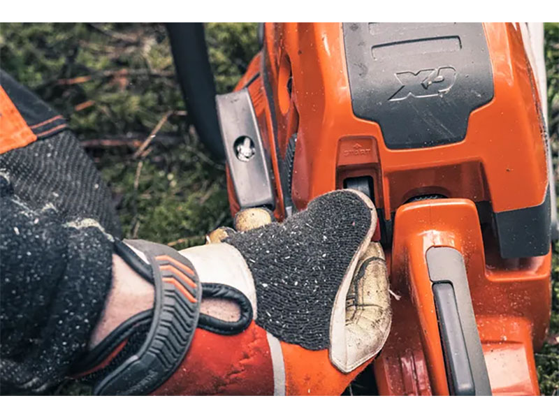 Husqvarna Power Equipment 562 XP G Mark II 18 in. in Saint Maries, Idaho - Photo 4