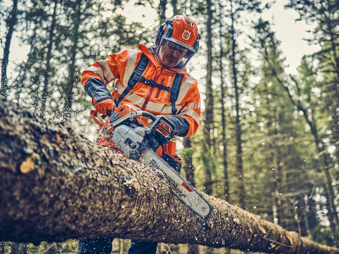 Husqvarna Power Equipment 562 XP G Mark II 18 in. in Saint Maries, Idaho - Photo 13