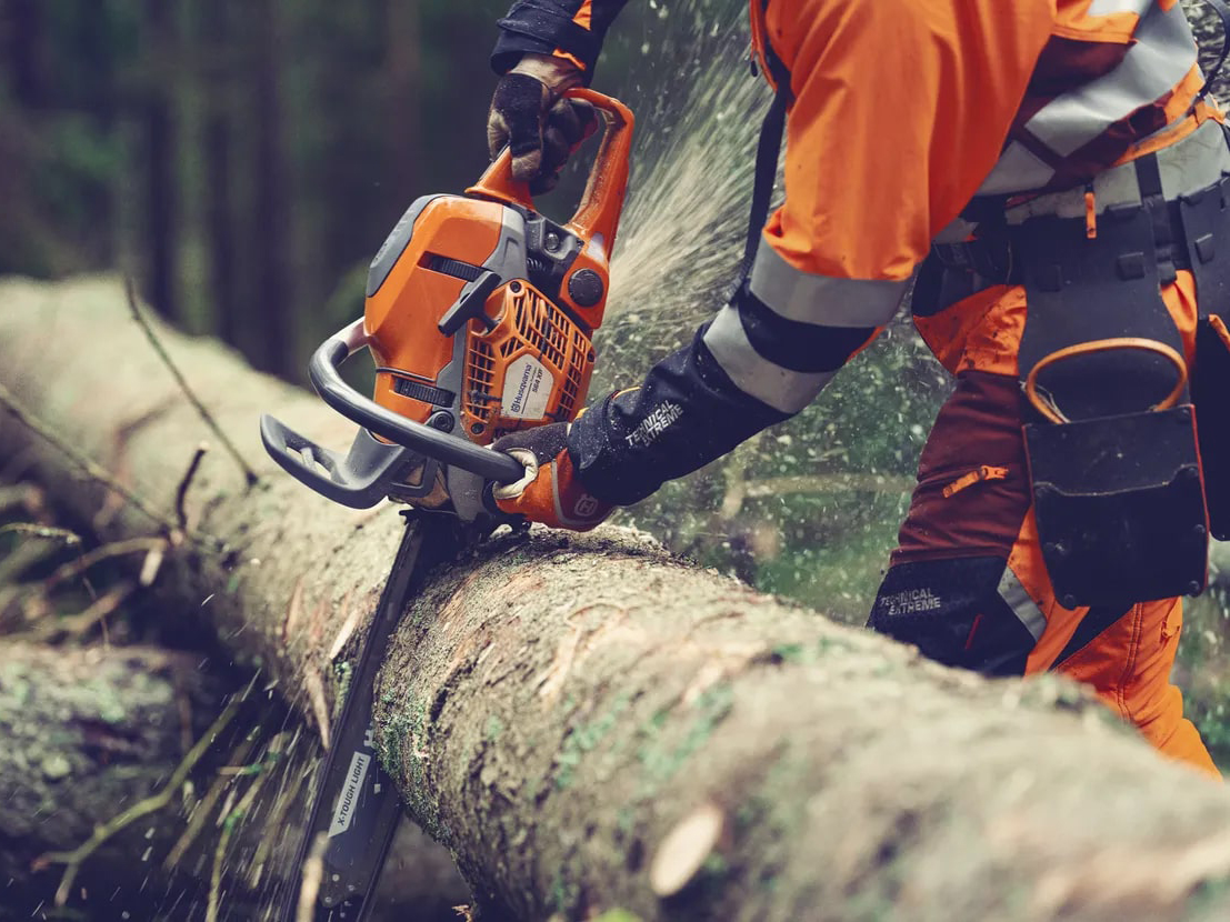 Husqvarna Power Equipment 564 XP G Fuel Injected 20 in. C83 in Saint Maries, Idaho - Photo 15