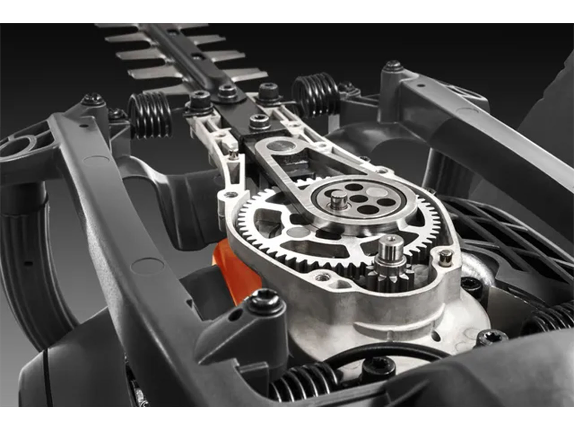 Husqvarna Power Equipment 322HD60 in Saint Maries, Idaho - Photo 5