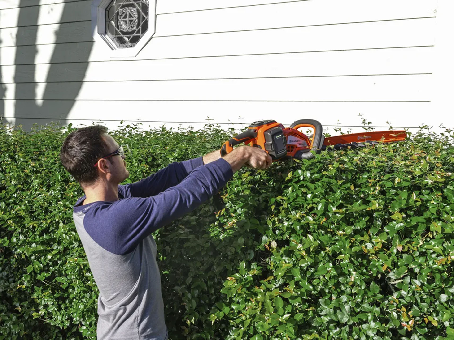 Husqvarna Power Equipment Hedge Master 320iHD60 (tool only) in Saint Maries, Idaho - Photo 10