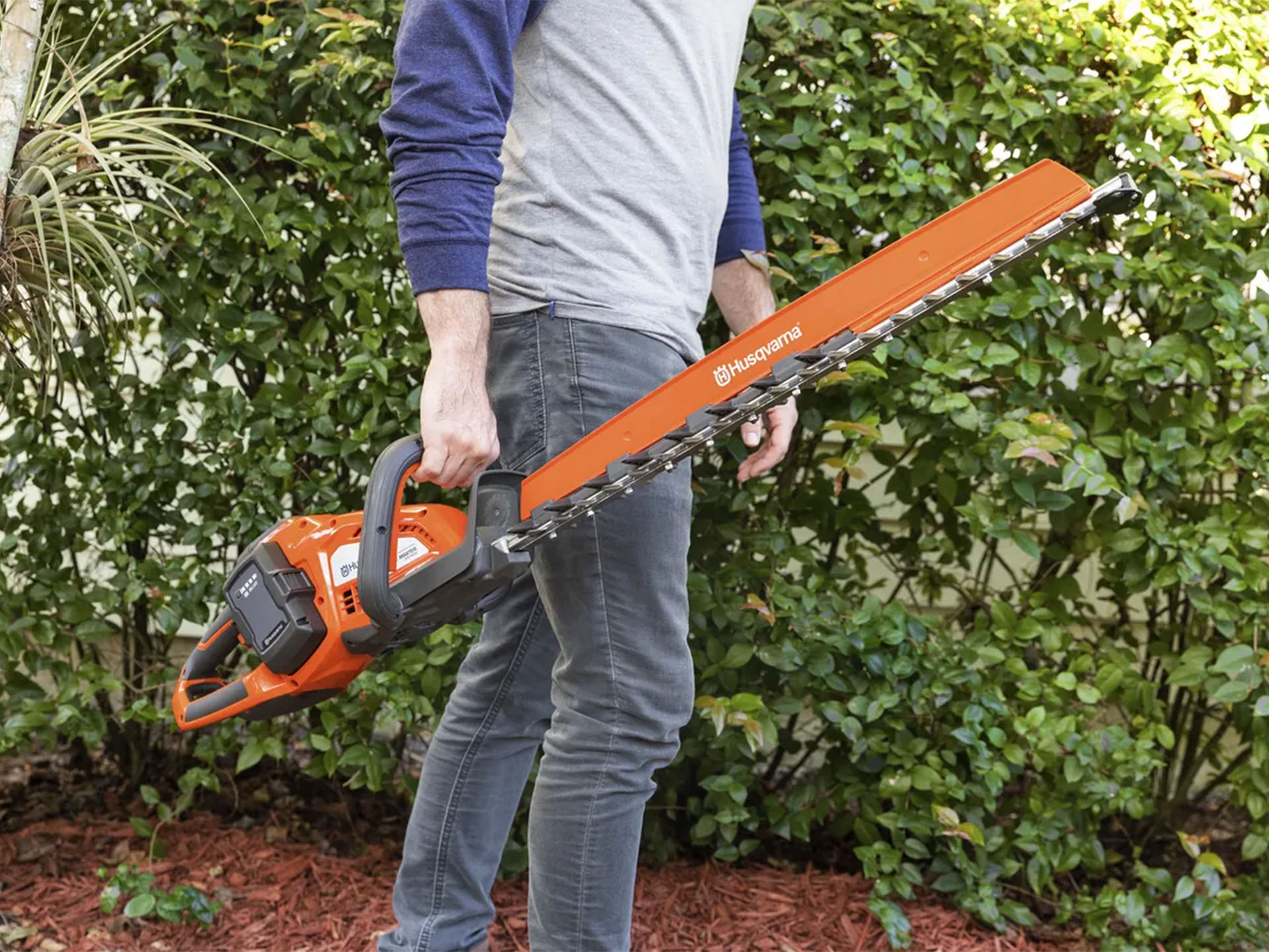 Husqvarna Power Equipment Hedge Master 320iHD60 (tool only) in Saint Maries, Idaho - Photo 11