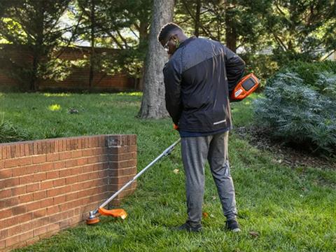 Husqvarna Power Equipment Combi Switch + String Trimmer 330iKL (battery and charger included) in Saint Maries, Idaho - Photo 9