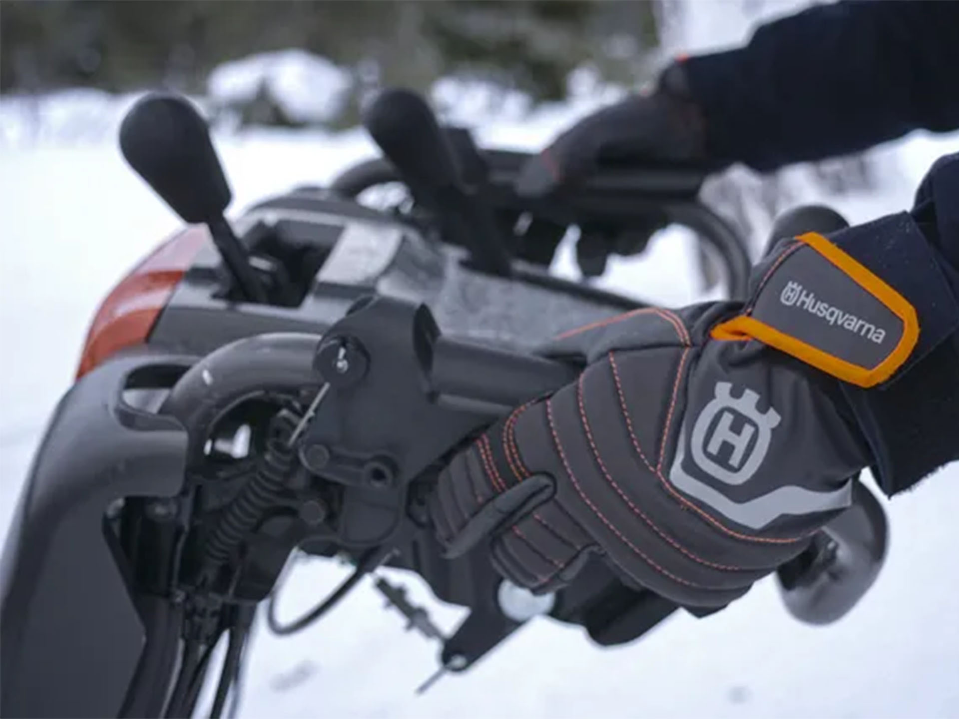 Husqvarna Power Equipment ST 430 in Saint Maries, Idaho - Photo 11