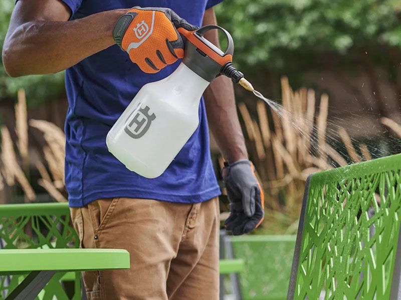 2023 Husqvarna Power Equipment 48 oz. Handheld Sprayer in Saint Maries, Idaho - Photo 4