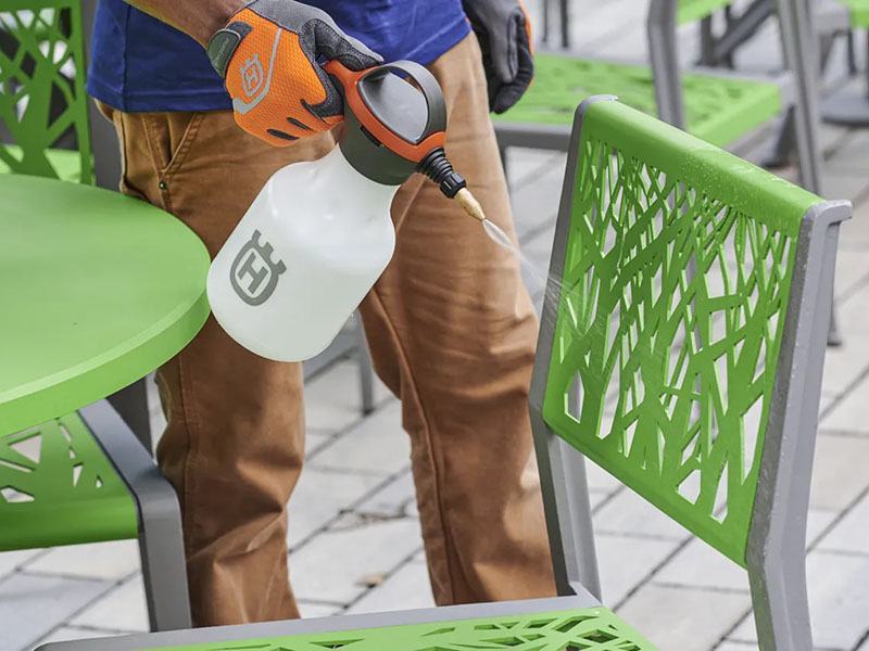 2023 Husqvarna Power Equipment 48 oz. Handheld Sprayer in Saint Maries, Idaho - Photo 6