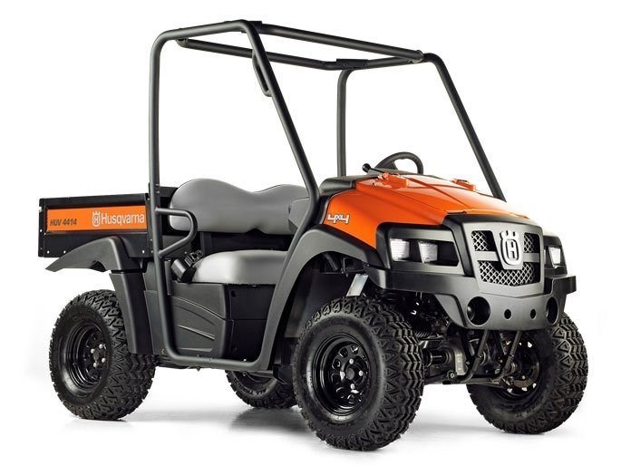 2013 Husqvarna HUV4214G in Auburn, Massachusetts